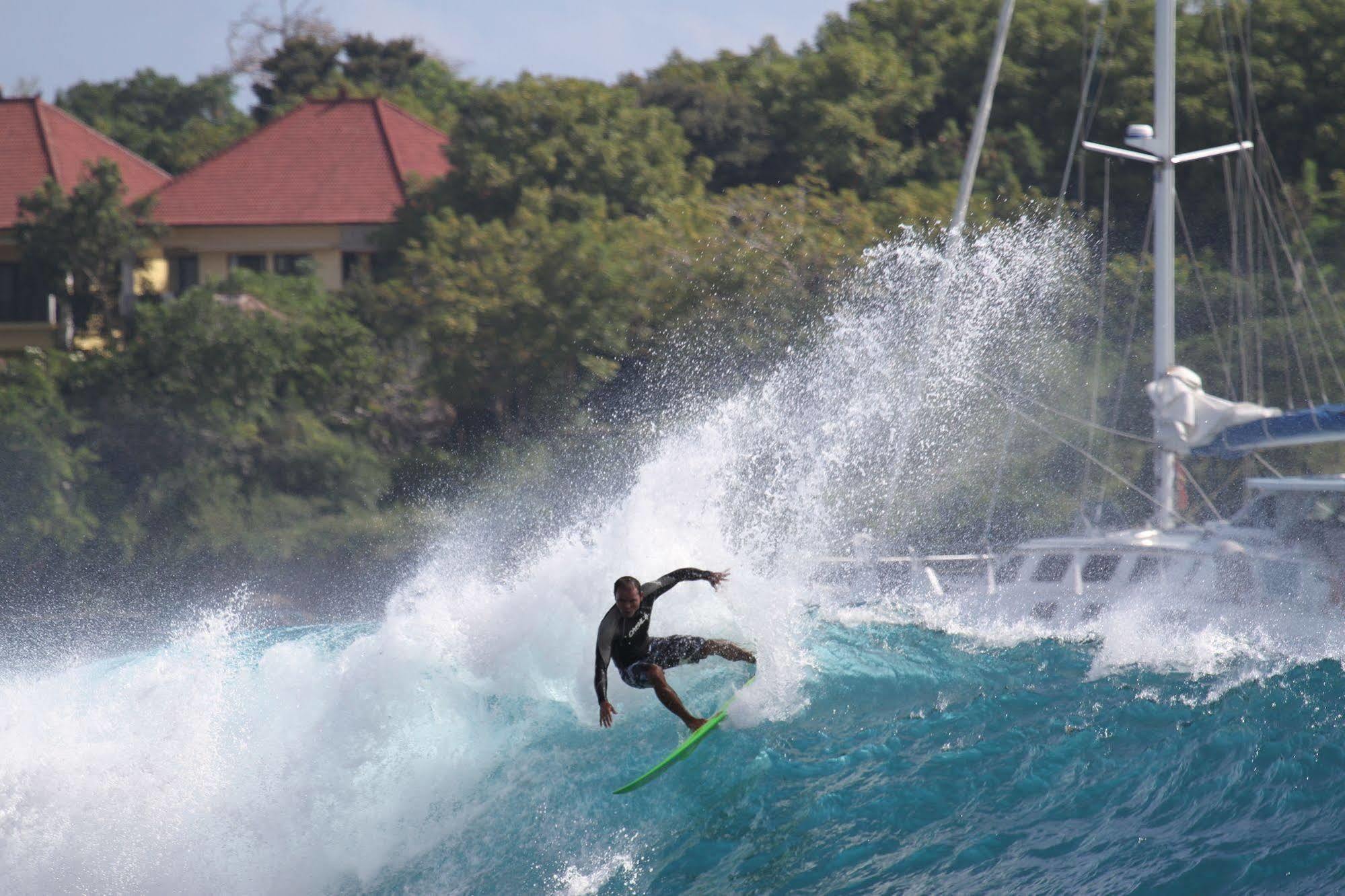 Premier Surf Camp 호텔 캉구 외부 사진