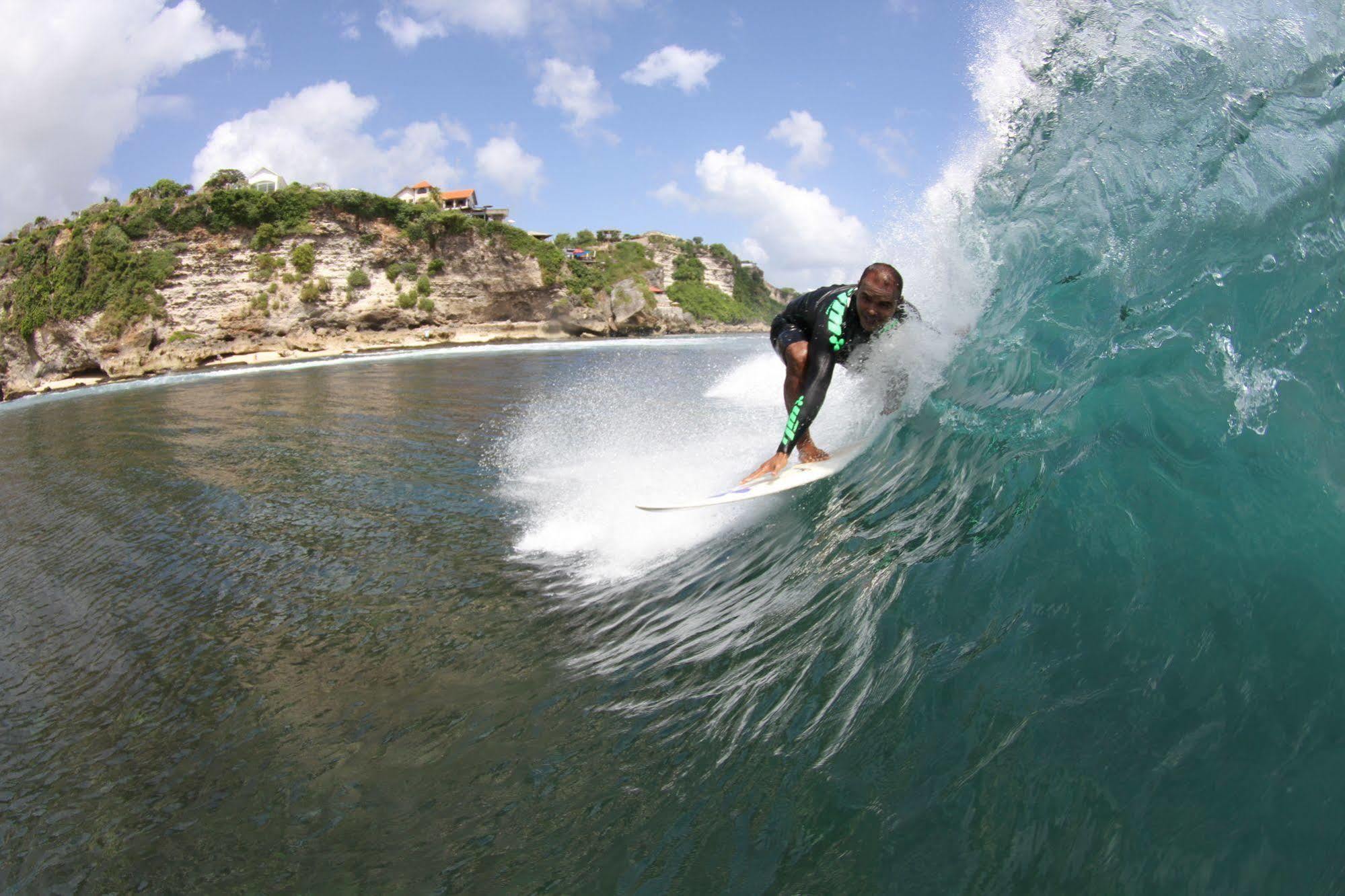 Premier Surf Camp 호텔 캉구 외부 사진